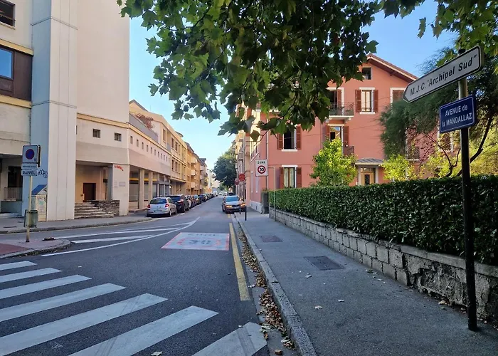 T2 Refait A Neuf Avec Parking A 1000M Du Lac