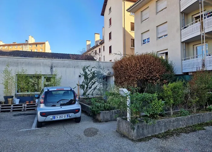 T2 Refait A Neuf Avec Parking A 1000M Du Lac